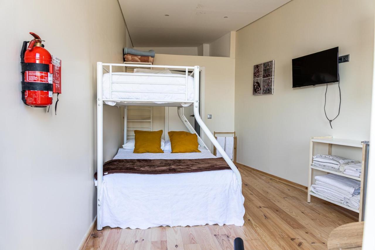 House On A Rustic Island At Campanha Trainstation Apartamento Porto Exterior foto
